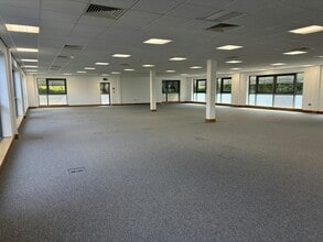 Cumnor Hl, Oxford to rent Interior Photo- Image 2 of 3