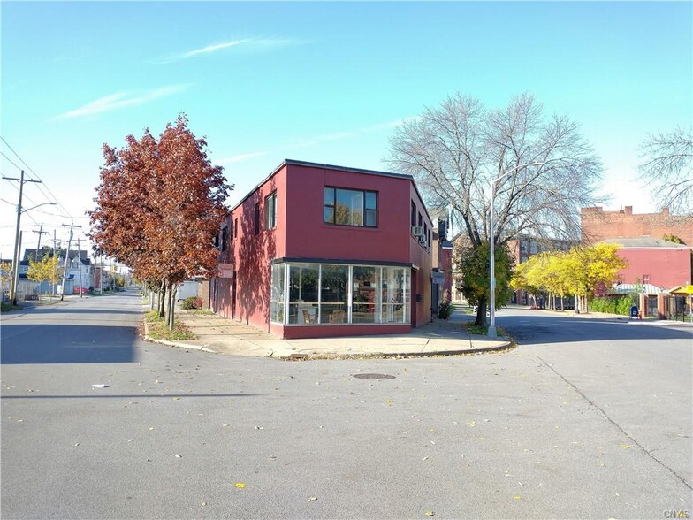 801 Varick St, Utica, NY for sale - Building Photo - Image 1 of 1