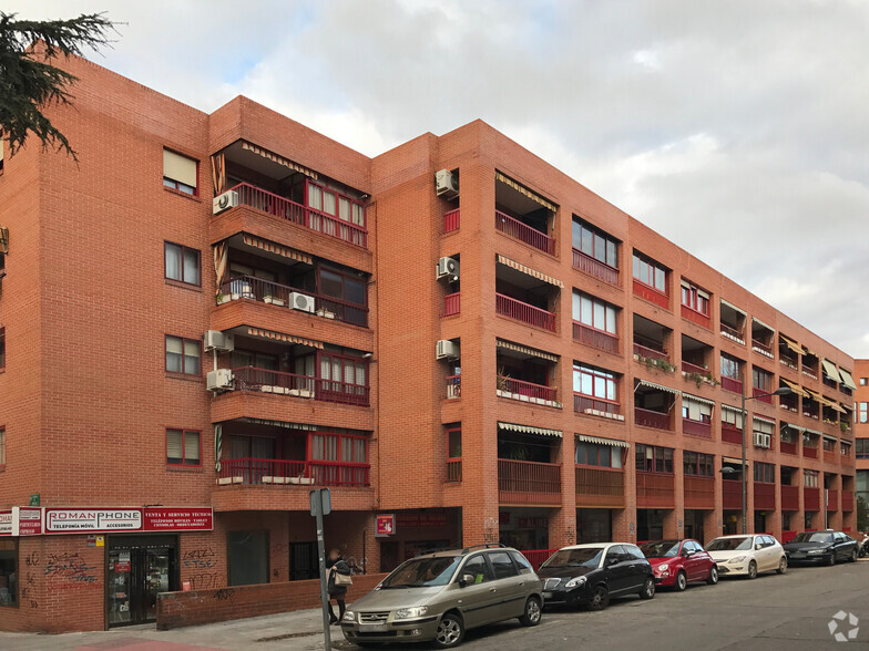 Calle de Begoña, 2, Coslada, Madrid for sale - Building Photo - Image 2 of 2