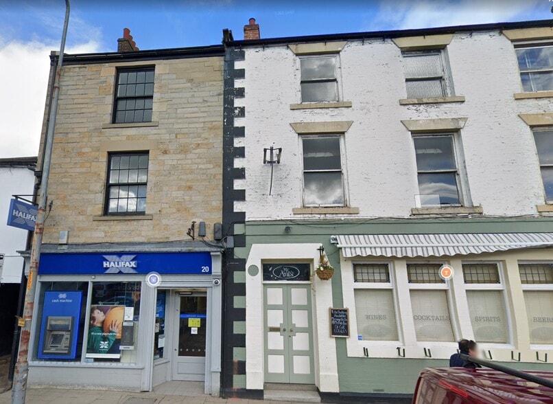 20 Priestpopple, Hexham to rent - Primary Photo - Image 1 of 2