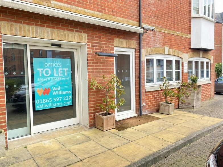 25 St. Thomas St, Oxford for sale - Building Photo - Image 1 of 1