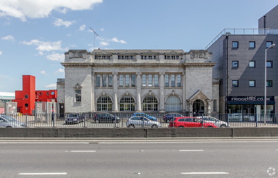 45 Gillender St, London for sale - Building Photo - Image 3 of 3
