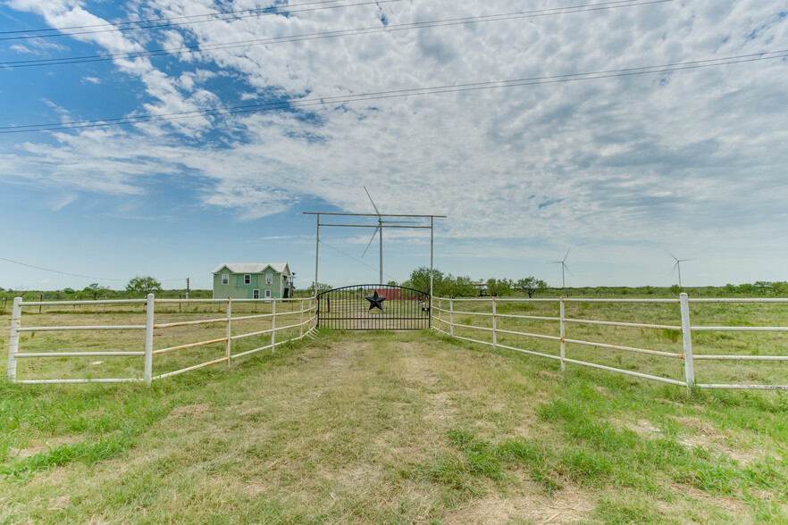 14641 SW County Road 4250, Dawson, TX for sale - Building Photo - Image 3 of 21