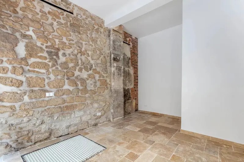 Retail in Paris for sale - Interior Photo - Image 3 of 6