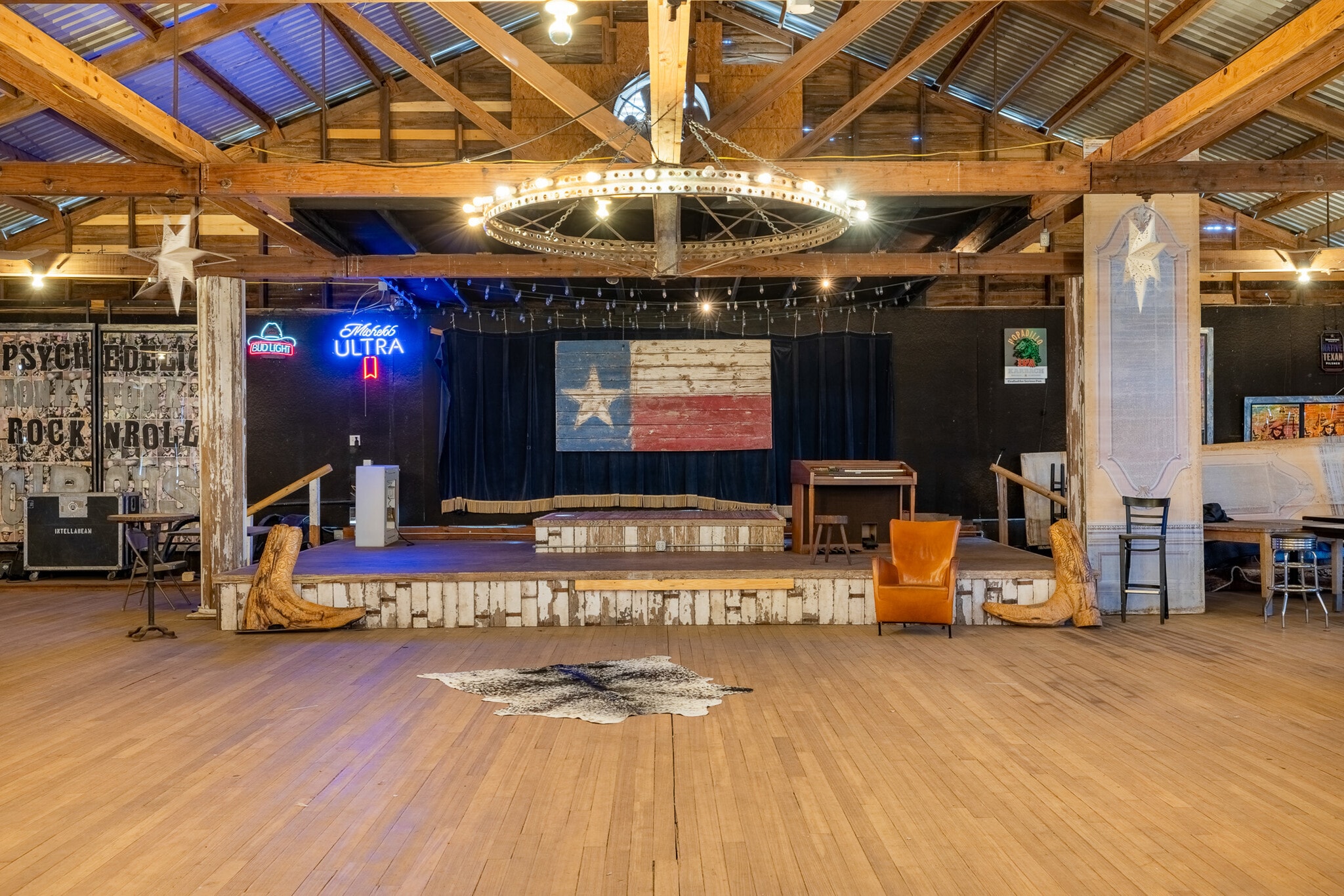 550 Washington Street portfolio of 3 properties for sale on LoopNet.co.uk Interior Photo- Image 1 of 20