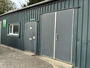 London Rd, Black Notley to rent Building Photo- Image 1 of 6