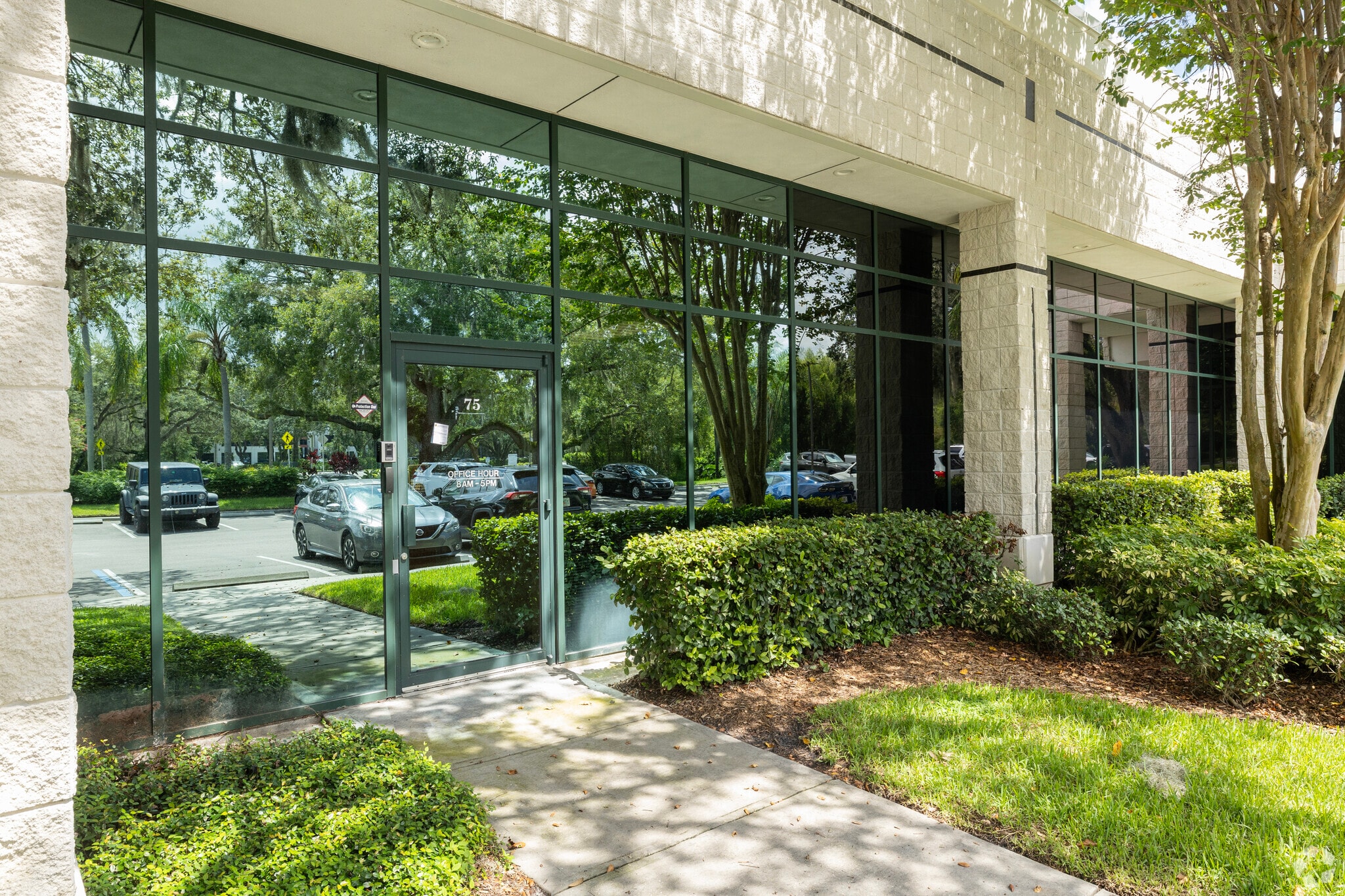 8600 Hidden River Pky, Tampa, FL to rent Building Photo- Image 1 of 22