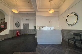 209-213 St. Vincent St, Glasgow to rent Interior Photo- Image 2 of 4