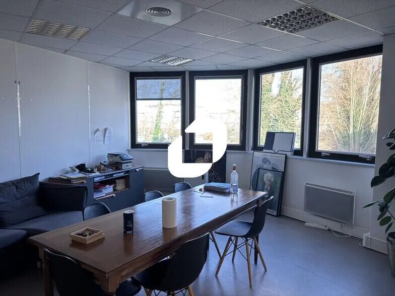 Office in Bruges to rent - Interior Photo - Image 3 of 18