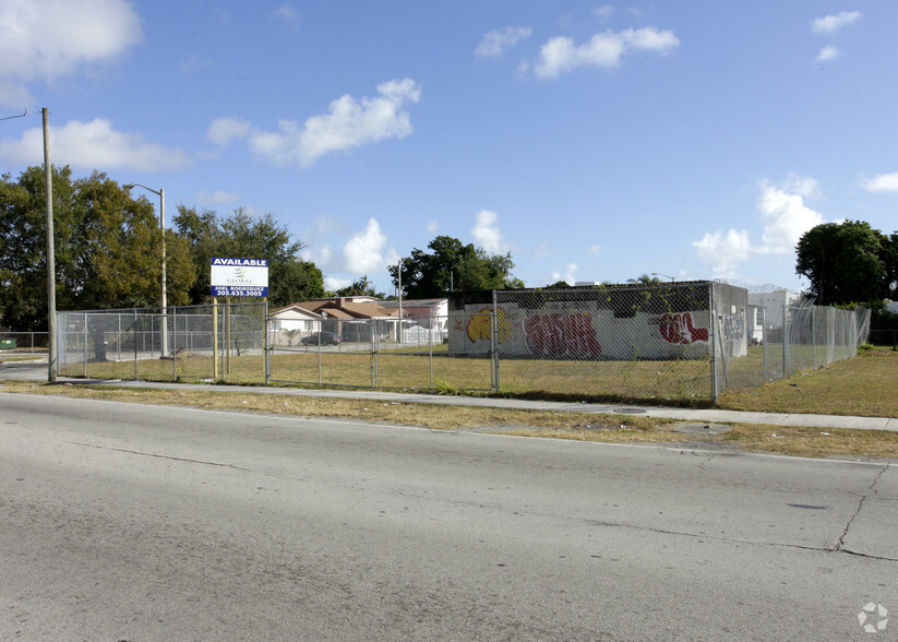 4795 NW 2nd Ave, Miami, FL for sale - Primary Photo - Image 1 of 2