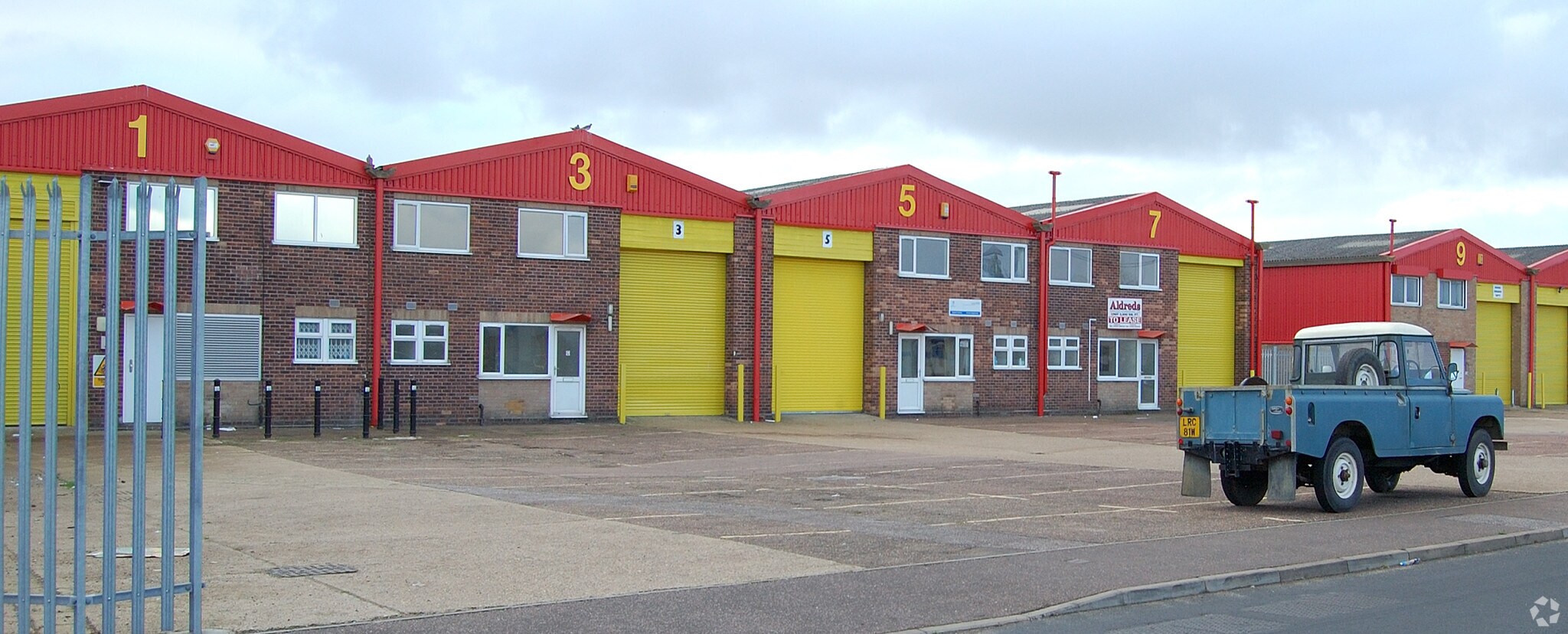 1-7 Barley Way, Lowestoft for sale Primary Photo- Image 1 of 7