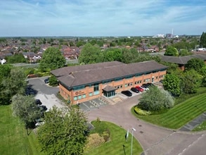 Gadbrook Park, Northwich to rent Building Photo- Image 1 of 2