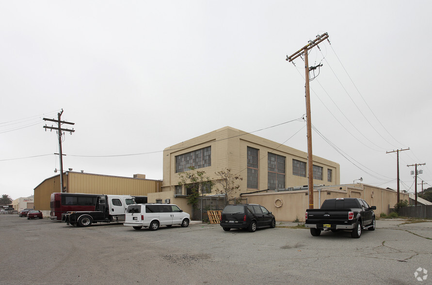 2682-2684 Market St, Riverside, CA for rent - Building Photo - Image 3 of 5