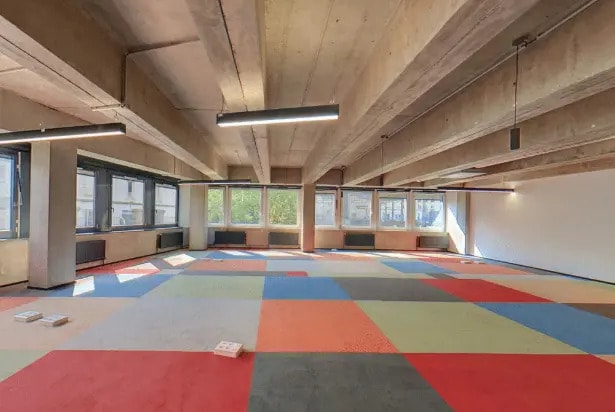 Office in Paris for sale Building Photo- Image 1 of 8