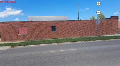 325 S Chicago St, Lincoln, IL for rent Building Photo- Image 2 of 6