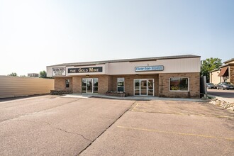 3505 E 10th St, Sioux Falls, SD for rent Building Photo- Image 1 of 4