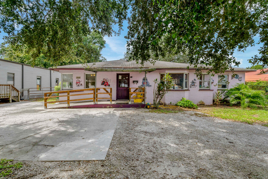 1641 E Memorial Blvd, Lakeland, FL for sale - Building Photo - Image 1 of 57