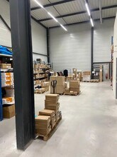 Light Industrial in Saint-Priest to rent Building Photo- Image 1 of 3