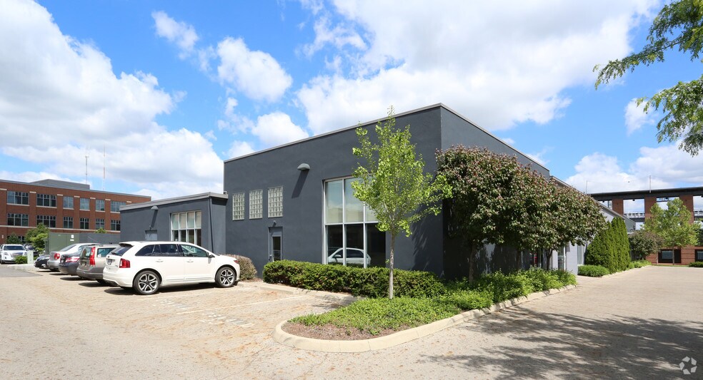 349-363 W Nationwide Blvd, Columbus, OH to rent - Building Photo - Image 3 of 5