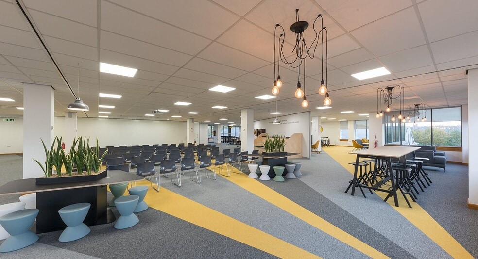 William Armstrong Dr, Newcastle Upon Tyne to rent - Building Photo - Image 3 of 6