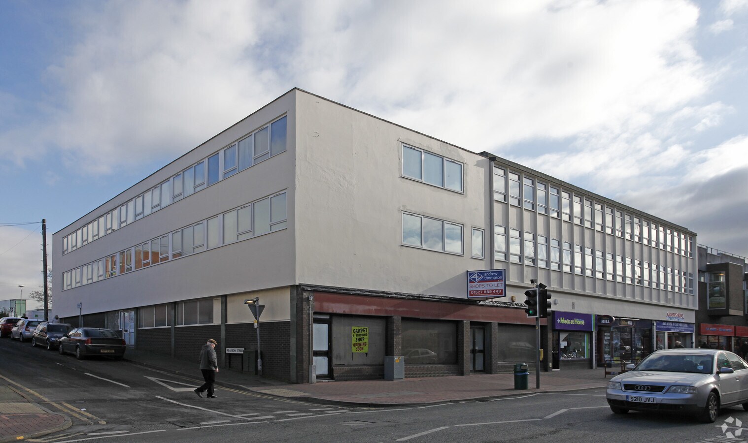 132 High St, Brierley Hill, DY5 3BB UK