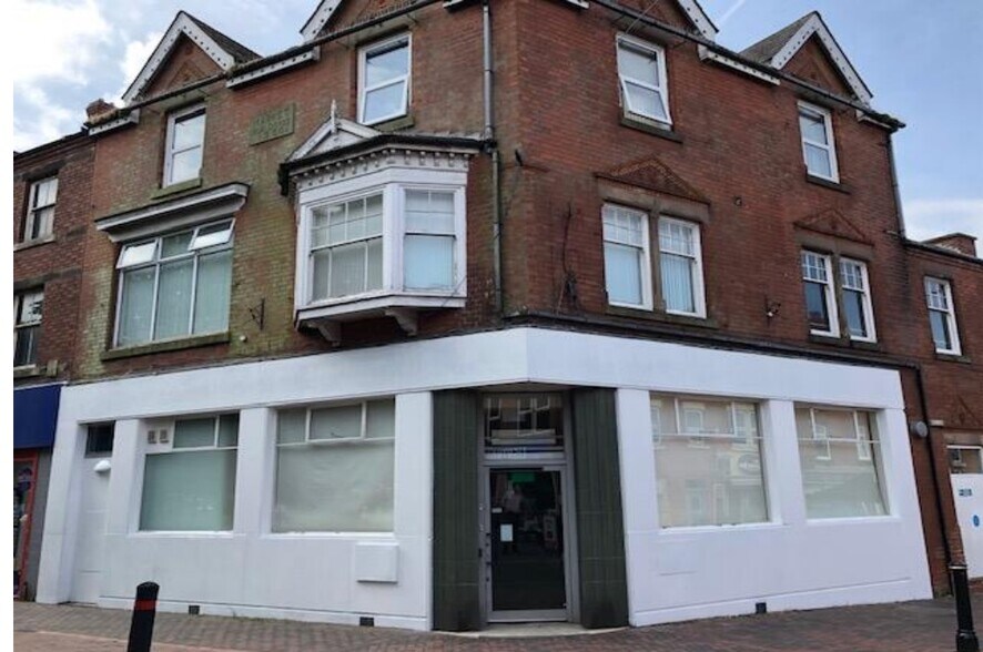 28 Market Pl, Heanor for sale - Primary Photo - Image 1 of 1