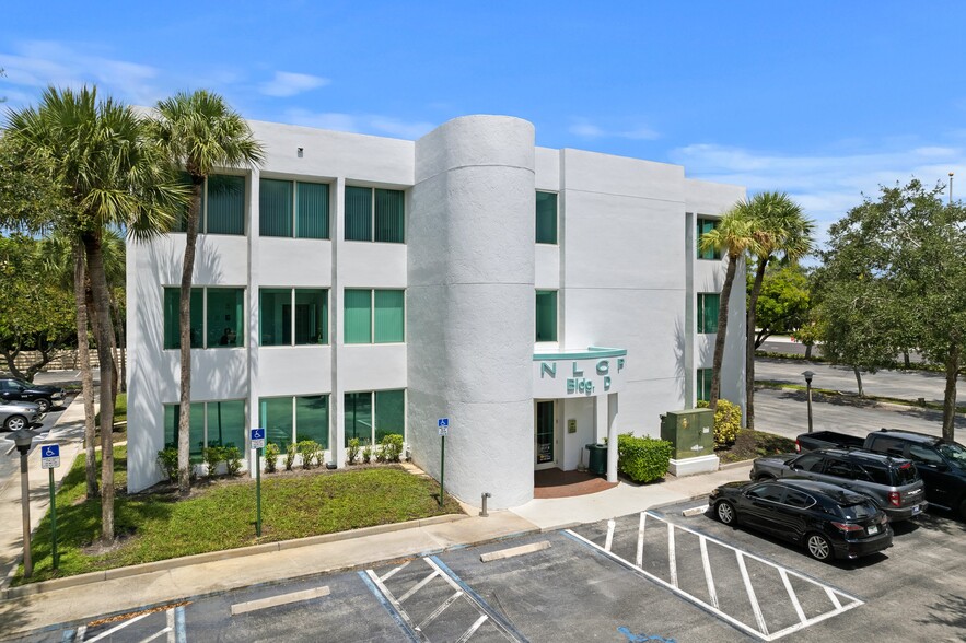 8895 N Military Trl, Palm Beach Gardens, FL for sale - Building Photo - Image 3 of 10