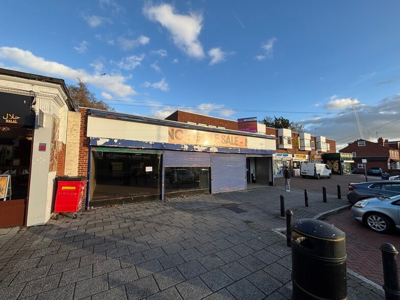 79 Northumberland Ave, Reading for sale - Building Photo - Image 2 of 4