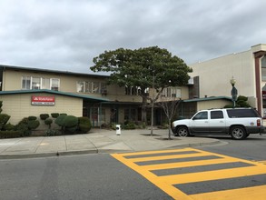 1225 Solano Ave, Albany, CA for rent Building Photo- Image 1 of 5