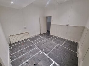 99 High St, Lowestoft to rent Interior Photo- Image 1 of 7