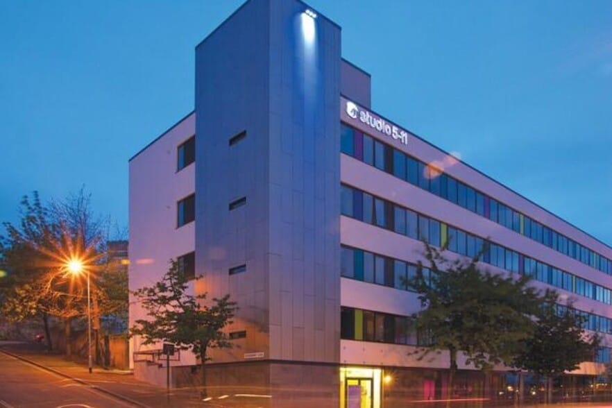 5 Millbay Rd, Plymouth to rent - Building Photo - Image 1 of 1