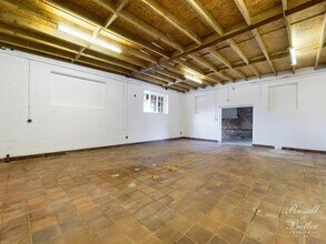 Market Hl, Buckingham to rent Interior Photo- Image 1 of 7