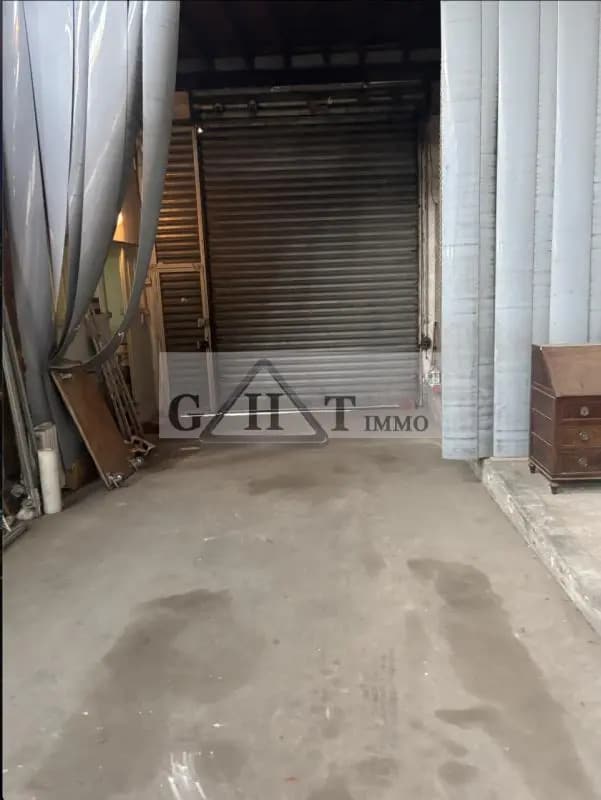Vente Entrepôt 415 m² - Photo 1