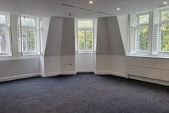 48 Grays Inn Rd, London to rent Interior Photo- Image 2 of 4