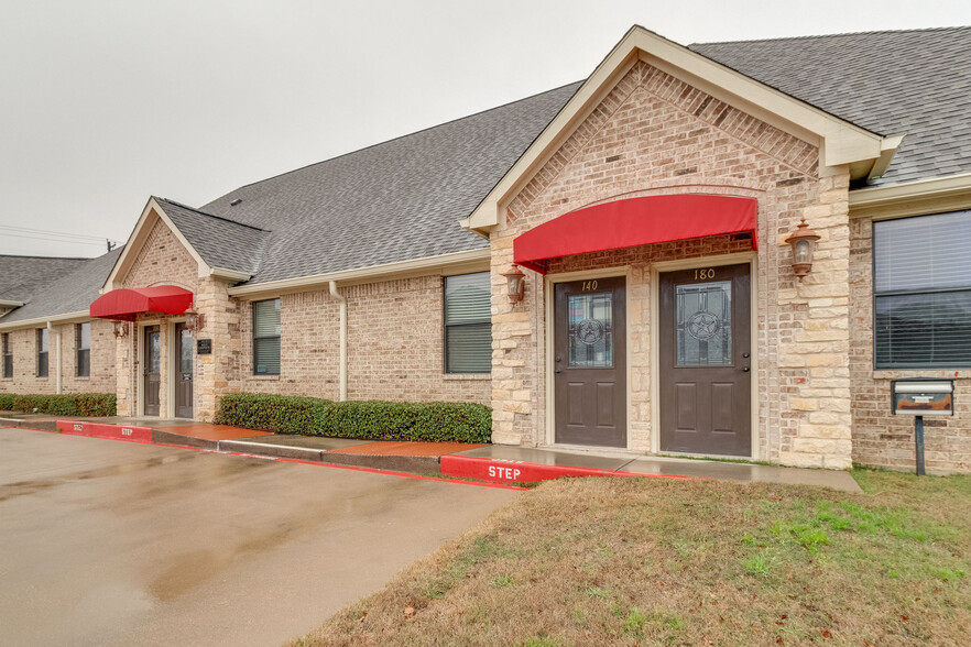 8504 Precinct Line Rd, Colleyville, TX for rent - Building Photo - Image 3 of 8