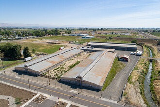 300 E Avenue Granger portfolio of 5 properties for sale on LoopNet.co.uk Building Photo- Image 1 of 6