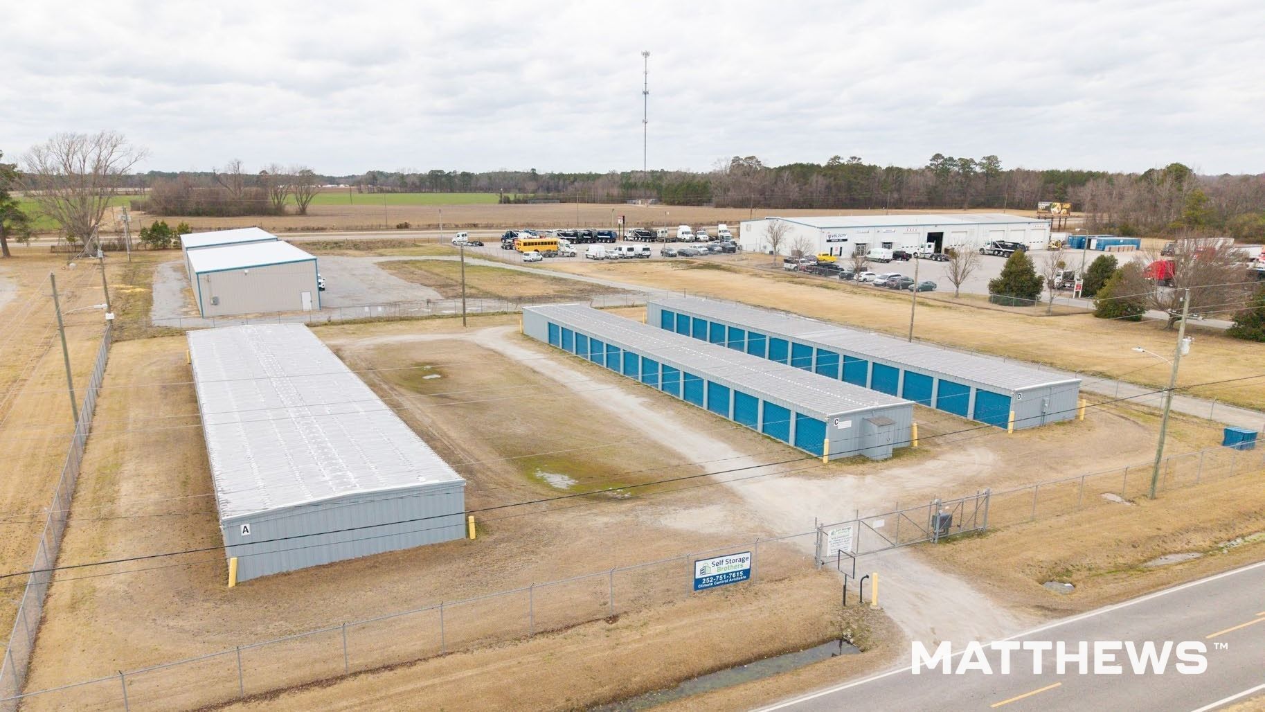 Self-Storage Brothers Portfolio portfolio of 2 properties for sale on LoopNet.co.uk Primary Photo- Image 1 of 6