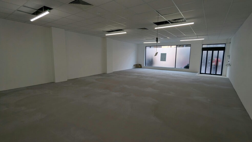 160 Friar St, Reading to rent - Building Photo - Image 2 of 14