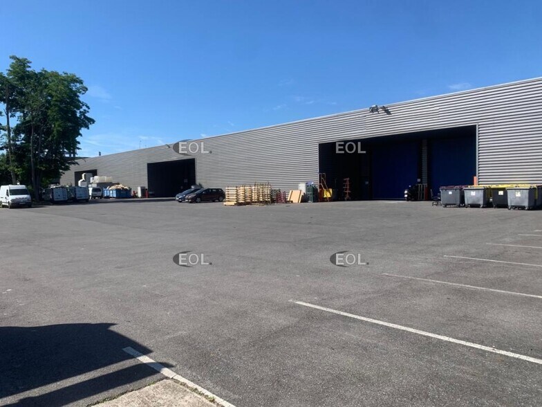Light Industrial in Alfortville to rent - Building Photo - Image 3 of 10
