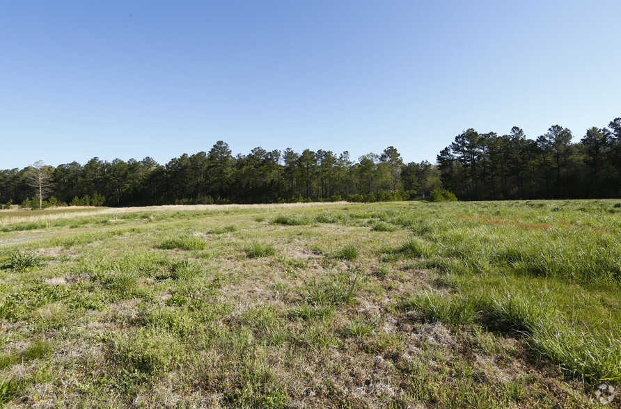 228 Airport Industrial Dr, Smithfield, NC for sale - Primary Photo - Image 1 of 1