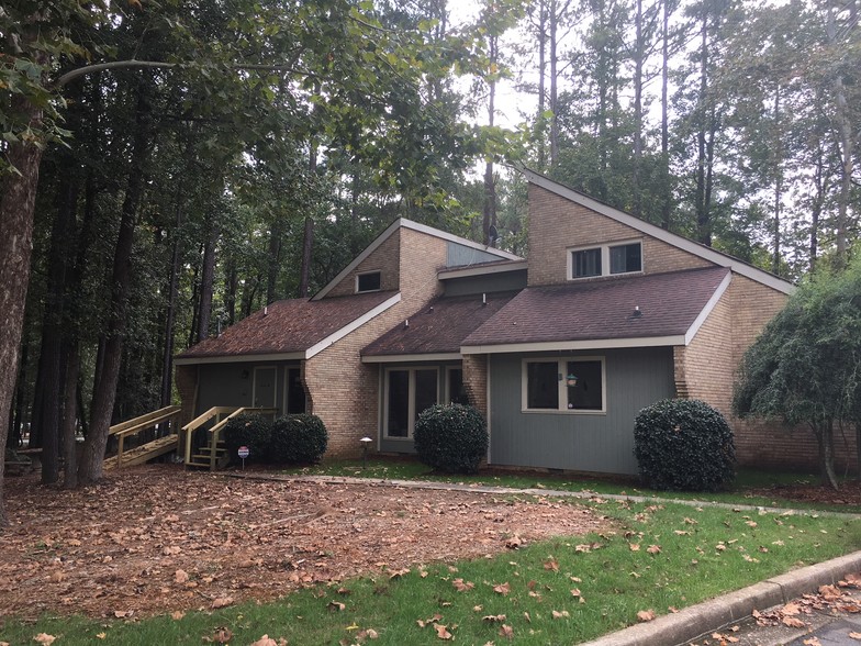 845 Shaw Park Rd, Marietta, GA for sale - Primary Photo - Image 1 of 1