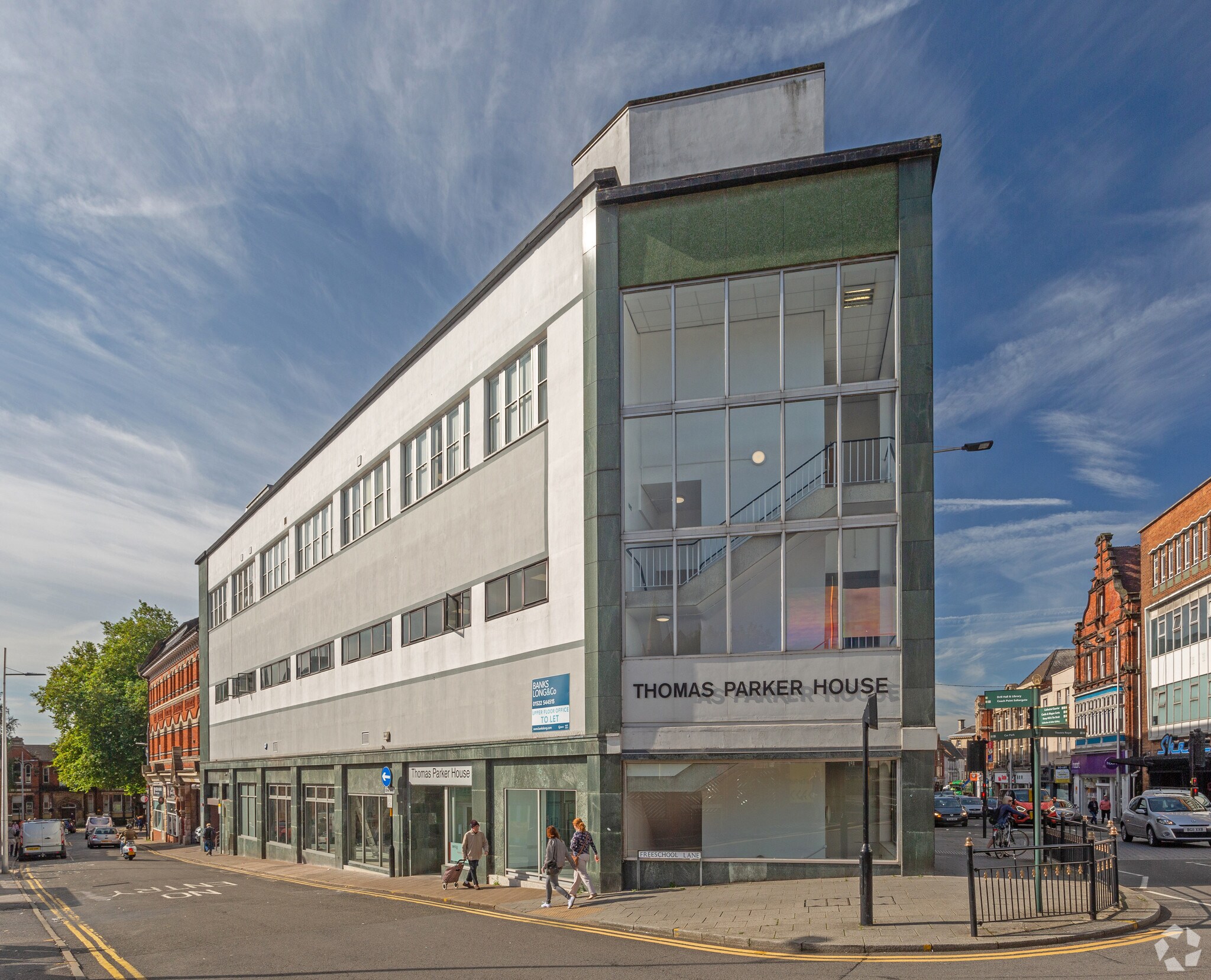 13-14 Silver St, Lincoln to rent Building Photo- Image 1 of 2