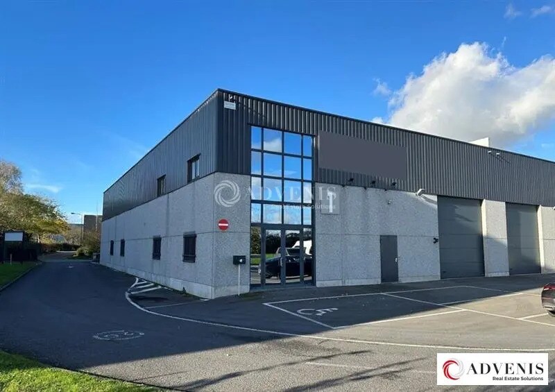 Location Entrepôt 544 m² - Photo 1