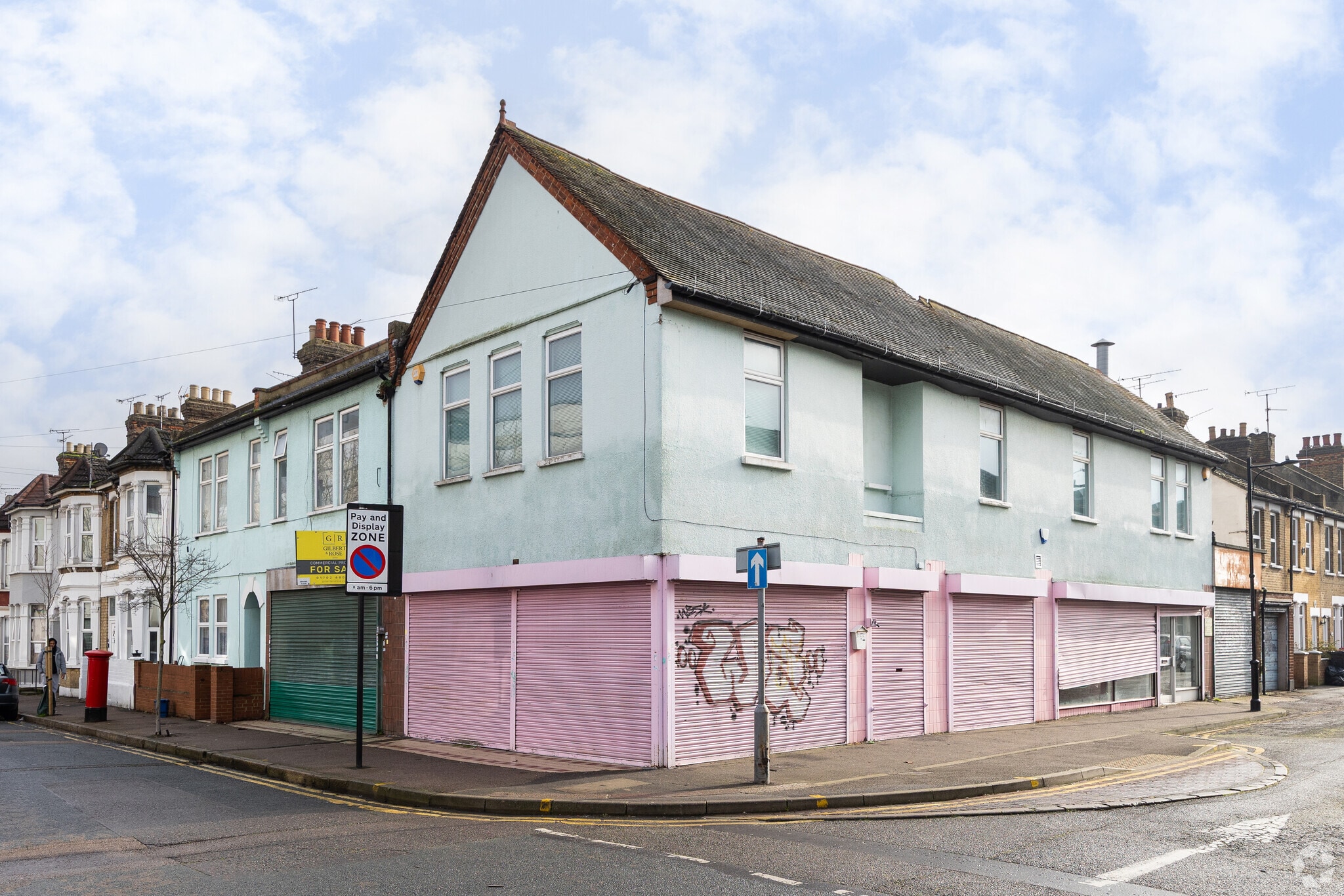 55-57 Queens Rd, Southend On Sea for sale Primary Photo- Image 1 of 15