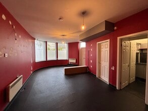 89 Skene Sq, Aberdeen to rent Building Photo- Image 2 of 2