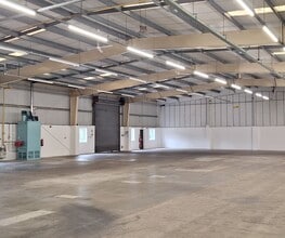 Lower Tuffley Ln, Gloucester to rent Interior Photo- Image 2 of 8