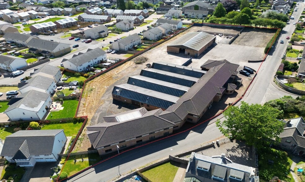 30 Hunter St, Auchterarder to rent - Aerial - Image 2 of 4