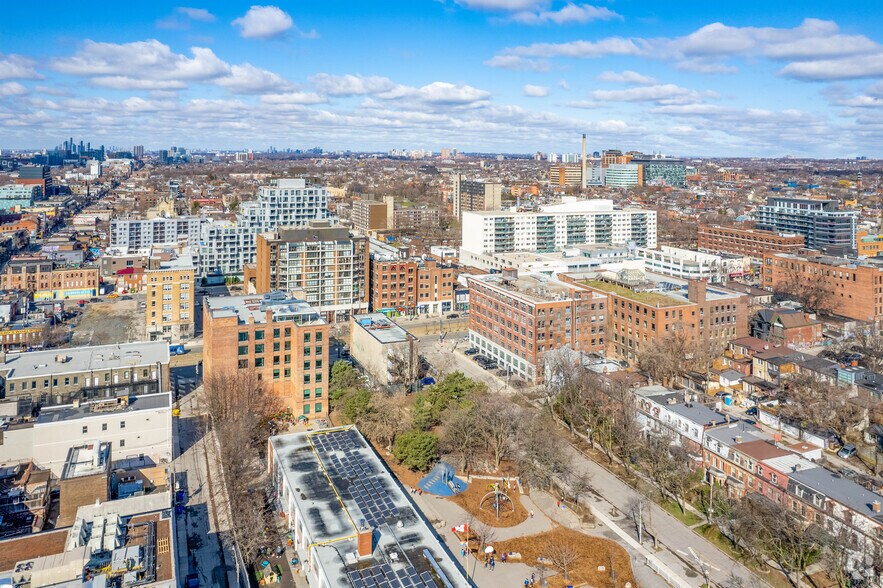 196-198 Spadina Ave, Toronto, ON for rent - Aerial - Image 2 of 4