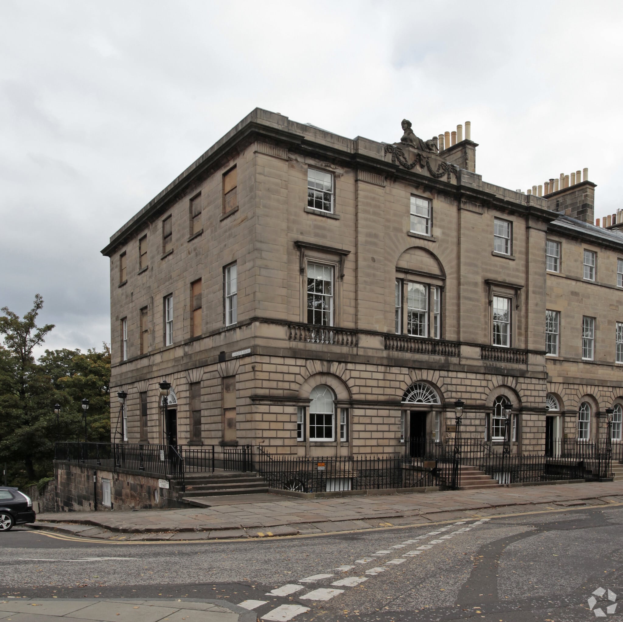 10-11 Charlotte Sq, Edinburgh for sale Primary Photo- Image 1 of 1