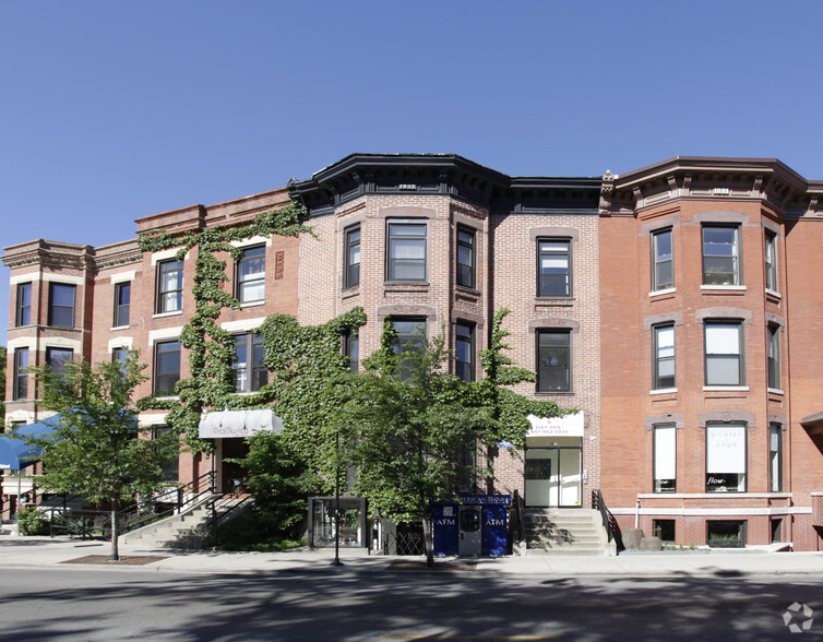 2246 N Clark St, Chicago, IL for sale - Primary Photo - Image 1 of 1